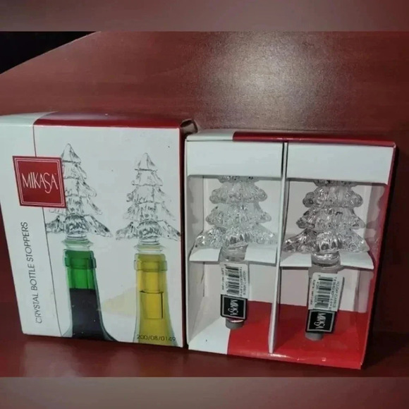 Mikasa Wine Bottle Stopper Set Fine Crystal Tree
Shaped Boxed Holiday Classics - Picture 3 of 9